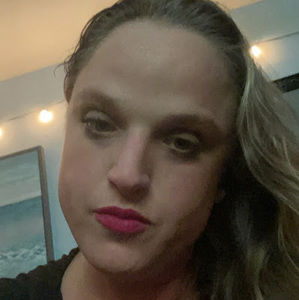 Meet your Posher, Juliana